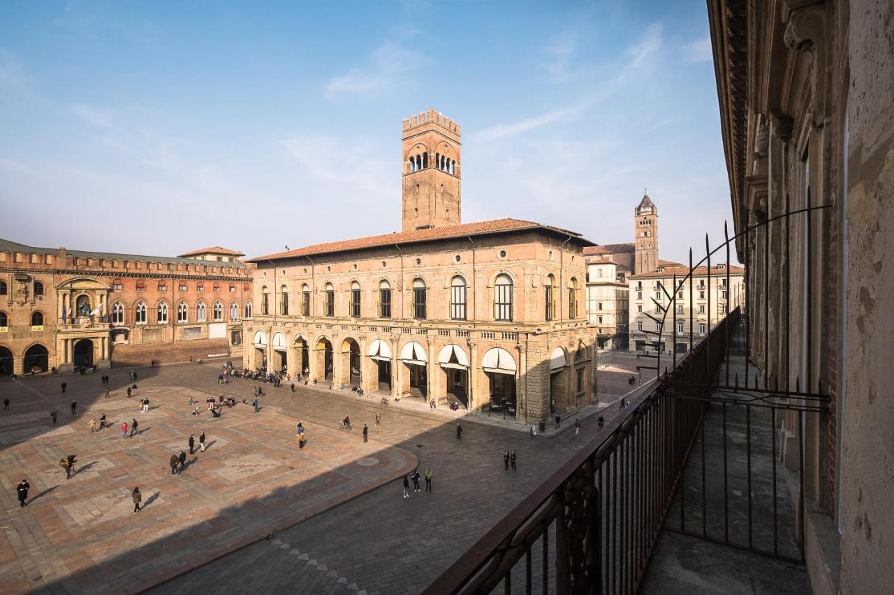 Urbanicooh Asinelli - Balcony On Piazza Maggiore 博洛尼亚 外观 照片